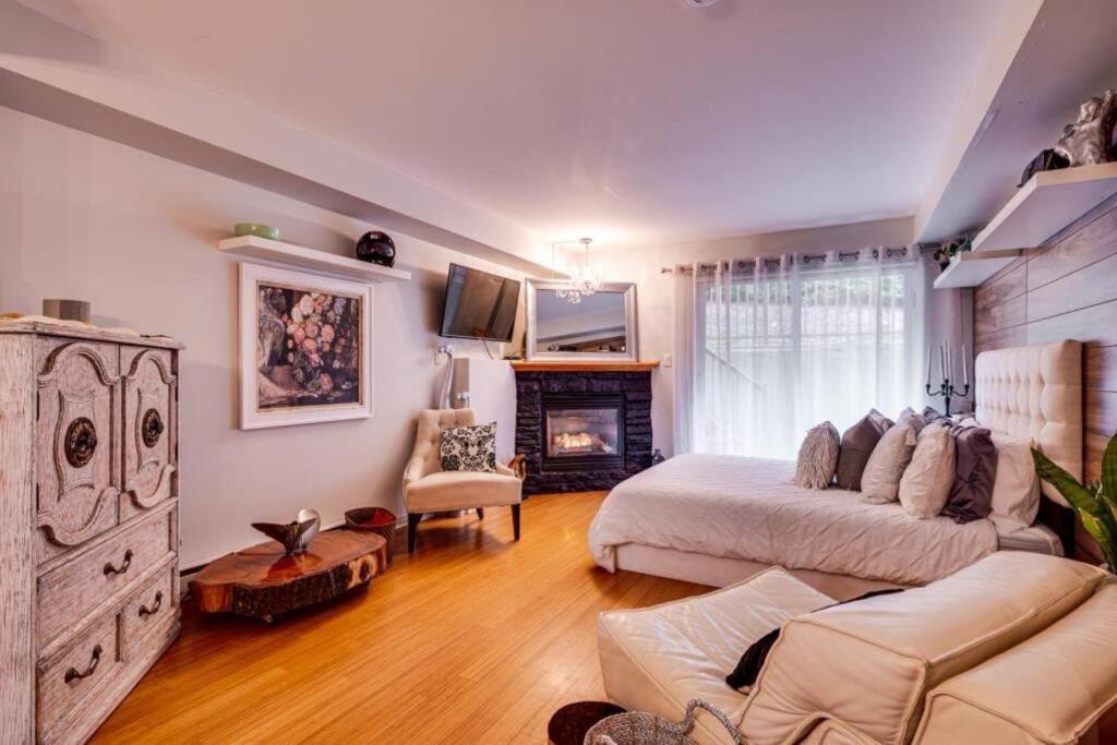 Cozy Loft In The Heart Of St-sauveur Village! * Piedmont